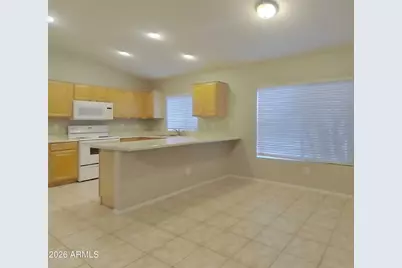 18071 N 113th Avenue, Surprise, AZ 85378 - Photo 5