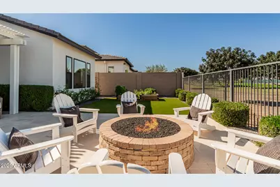 17546 W Montpelier Street, Surprise, AZ 85388 - Photo 49