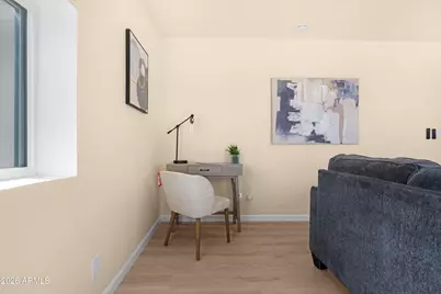 2573 E Commonwealth Circle, Chandler, AZ 85225 - Photo 17