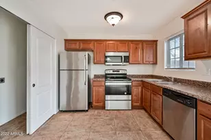 2419 W Vista Ave, Phoenix, AZ 85021 - Photo 11