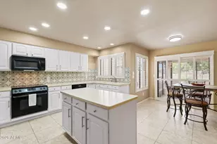 18834 N 95th Ave, Peoria, AZ 85382 - Photo 11