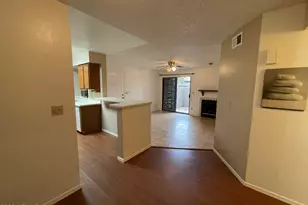 533 W Guadalupe Rd, Mesa, AZ 85210 - Photo 1