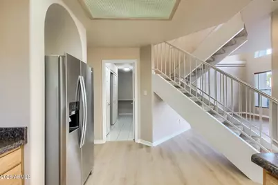 10258 N 12th Place #1, Phoenix, AZ 85020 - Photo 3