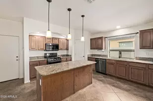 13551 N 175th Dr, Surprise, AZ 85388 - Photo 11