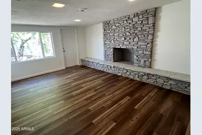 5610 N 38th Drive, Phoenix, AZ 85019 - Photo 11