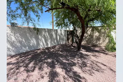 5610 N 38th Drive, Phoenix, AZ 85019 - Photo 21