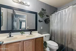 4984 E Silverbell Rd, San Tan Valley, AZ 85143 - Photo 27