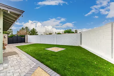 526 W Seldon Lane, Phoenix, AZ 85021 - Photo 67