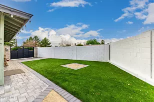 526 W Seldon Ln, Phoenix, AZ 85021 - Photo 67