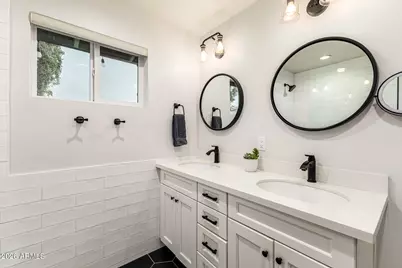 526 W Seldon Lane, Phoenix, AZ 85021 - Photo 39