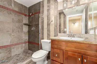 8056 N 31st Lane, Phoenix, AZ 85051 - Photo 15