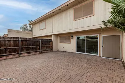 8056 N 31st Lane, Phoenix, AZ 85051 - Photo 23