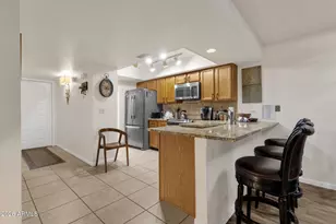 8651 E Royal Palm Rd, Scottsdale, AZ 85258 - Photo 7