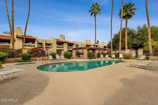 8651 E Royal Palm Rd, Scottsdale, AZ 85258 - Photo 35