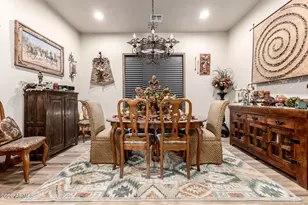 17524 E Brooks Farm Rd, Gilbert, AZ 85298 - Photo 9