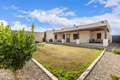 17524 E Brooks Farm Road, Gilbert, AZ 85298 - Photo 27