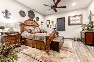 17524 E Brooks Farm Rd, Gilbert, AZ 85298 - Photo 15