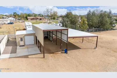 17524 E Brooks Farm Road, Gilbert, AZ 85298 - Photo 41