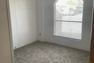 415 E Villa Theresa Dr, Phoenix, AZ 85022 - Photo 11