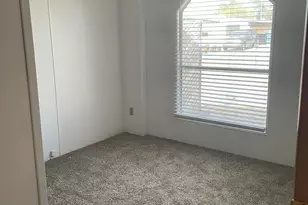 415 E Villa Theresa Dr, Phoenix, AZ 85022 - Photo 11