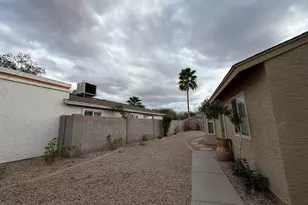 909 E Escuda Dr, Phoenix, AZ 85024 - Photo 19