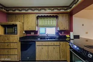 4032 E Catalina Cir, Mesa, AZ 85206 - Photo 5