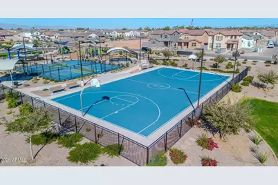 10223 W Piccadilly Road, Avondale, AZ 85392 - Photo 29