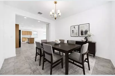 10223 W Piccadilly Road, Avondale, AZ 85392 - Photo 7