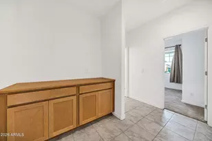 10223 W Piccadilly Rd, Avondale, AZ 85392 - Photo 19