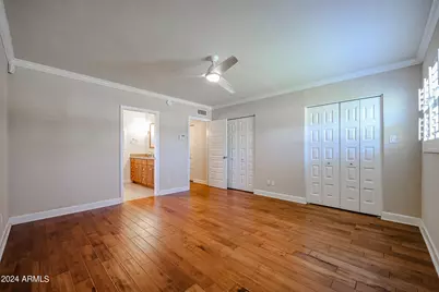 327 E Keim Drive, Phoenix, AZ 85012 - Photo 9