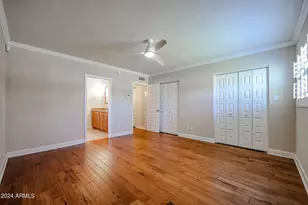 327 E Keim Dr, Phoenix, AZ 85012 - Photo 9