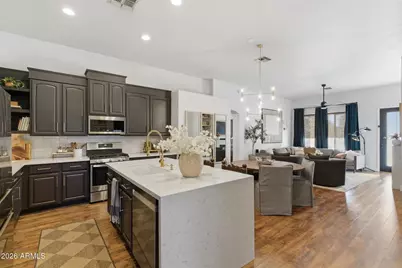 5633 E Grove Circle, Mesa, AZ 85206 - Photo 9