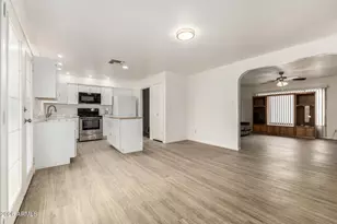 4439 E Hidalgo Ave, Phoenix, AZ 85040 - Photo 7