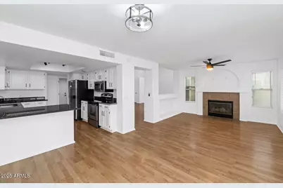 4630 E Campo Bello Drive, Phoenix, AZ 85032 - Photo 7