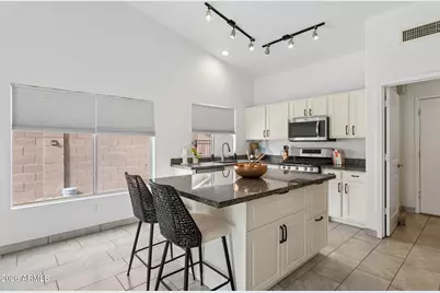 901 W Juanita Avenue, Gilbert, AZ 85233 - Photo 13