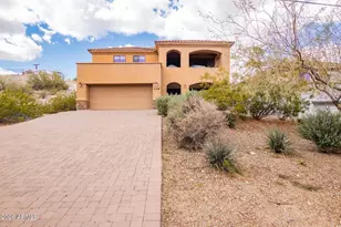 11430 N 16th St, Phoenix, AZ 85020 - Photo 1