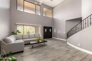 11430 N 16th St, Phoenix, AZ 85020 - Photo 3