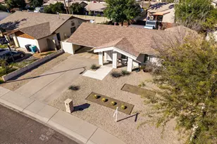 3444 E Windrose Dr, Phoenix, AZ 85032 - Photo 33