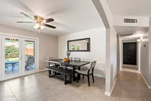 3444 E Windrose Dr, Phoenix, AZ 85032 - Photo 13