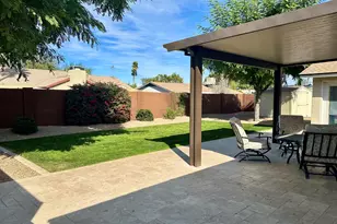 3444 E Windrose Dr, Phoenix, AZ 85032 - Photo 11