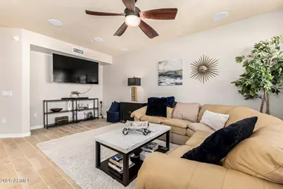 17850 N 68th Street #1113, Phoenix, AZ 85054 - Photo 9