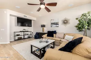 17850 N 68th St, Phoenix, AZ 85054 - Photo 9