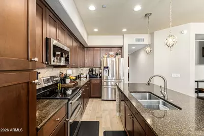 17850 N 68th Street #1113, Phoenix, AZ 85054 - Photo 7