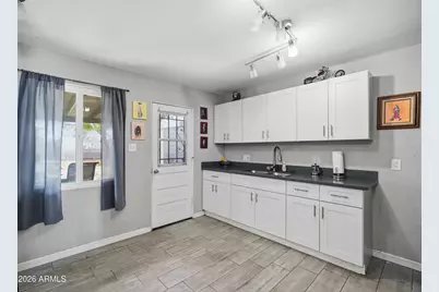 3011 E Yale Street, Phoenix, AZ 85008 - Photo 7