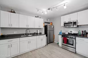 3011 E Yale St, Phoenix, AZ 85008 - Photo 9