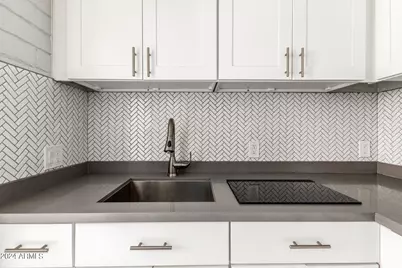 3027 N 37th Street #6, Phoenix, AZ 85018 - Photo 9