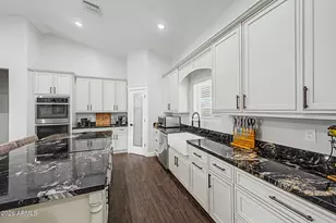 1427 E Whiteley St, Apache Junction, AZ 85119 - Photo 15
