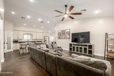 1427 E Whiteley Street, Apache Junction, AZ 85119 - Photo 9