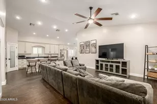 1427 E Whiteley St, Apache Junction, AZ 85119 - Photo 9