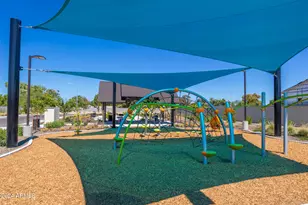 7550 W Gelding Dr, Peoria, AZ 85381 - Photo 43